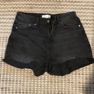 Black H&M high rise denim shorts